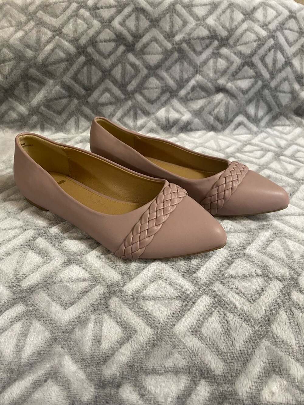 Report Pointed Toe Flats Size 7W Pink Braided Slip On Shoes